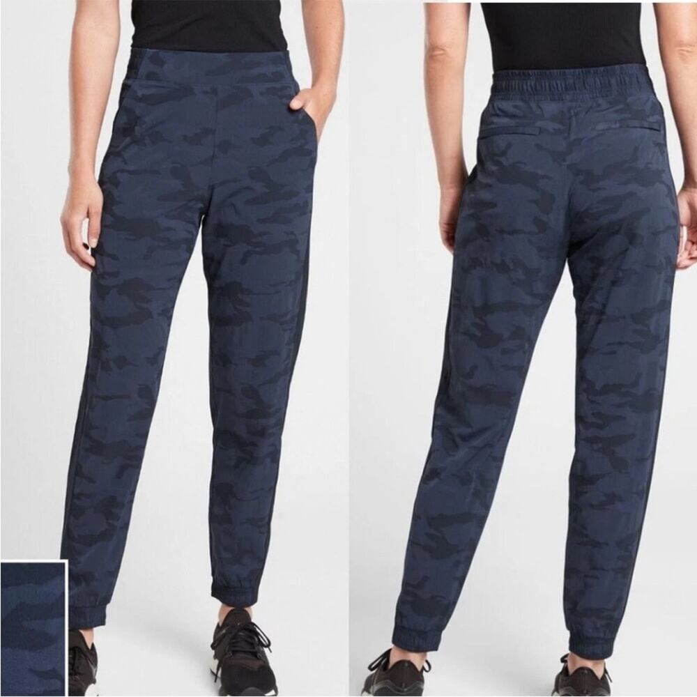 Athleta Blue Camo Joggers. Size 16. 31” inseam.